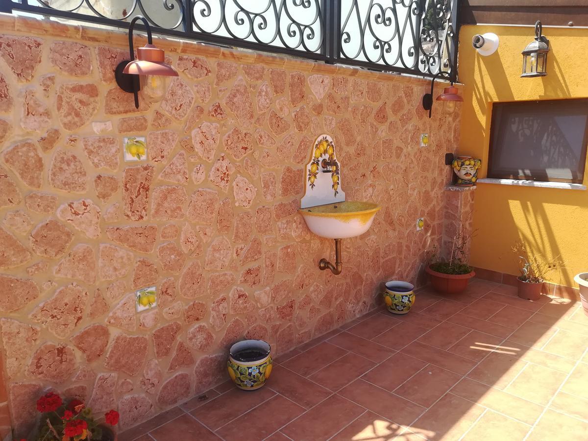 Attico Sole Luna Taormina Exterior foto